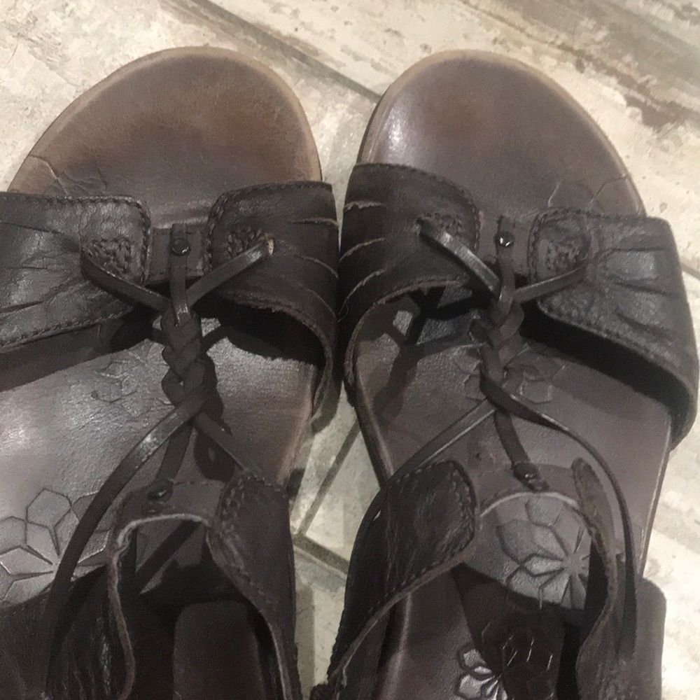Merrell brown sling back sandal size 8 - Picture 8 of 9